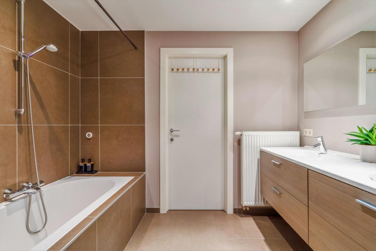 Huyze Clementine Apartment Bruges Exterior photo